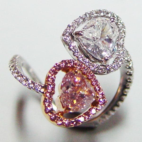 H.M Ring with Fancy Intense Pink and White Diamond