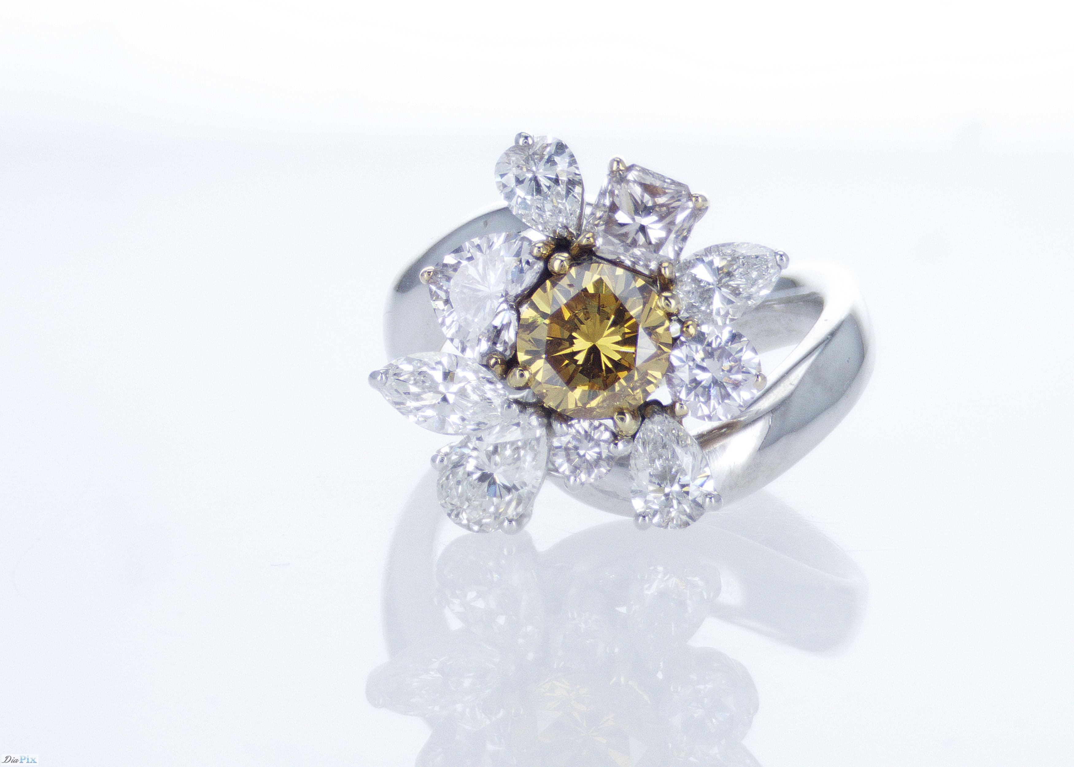 Ring Pt950 &yellow gold s/w Natural diamond