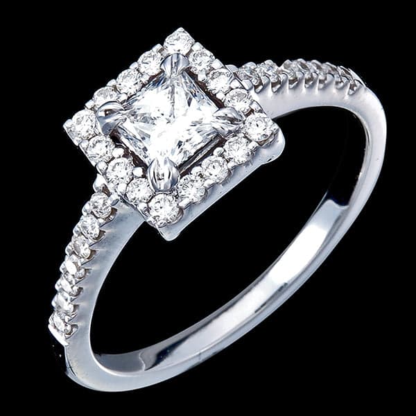 Ring 18KW gold s/w Diamond