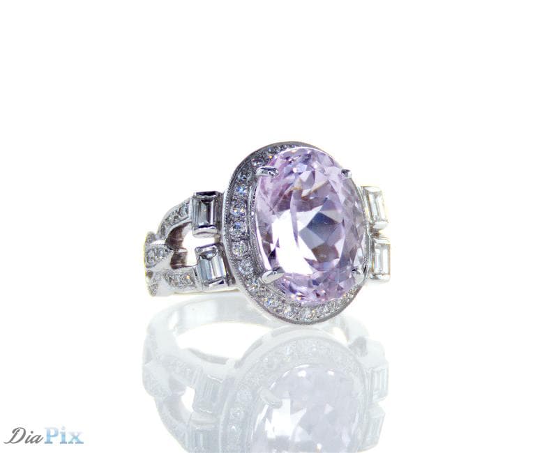 Ring 18KW GOLD s/wKunzite&Diamo
