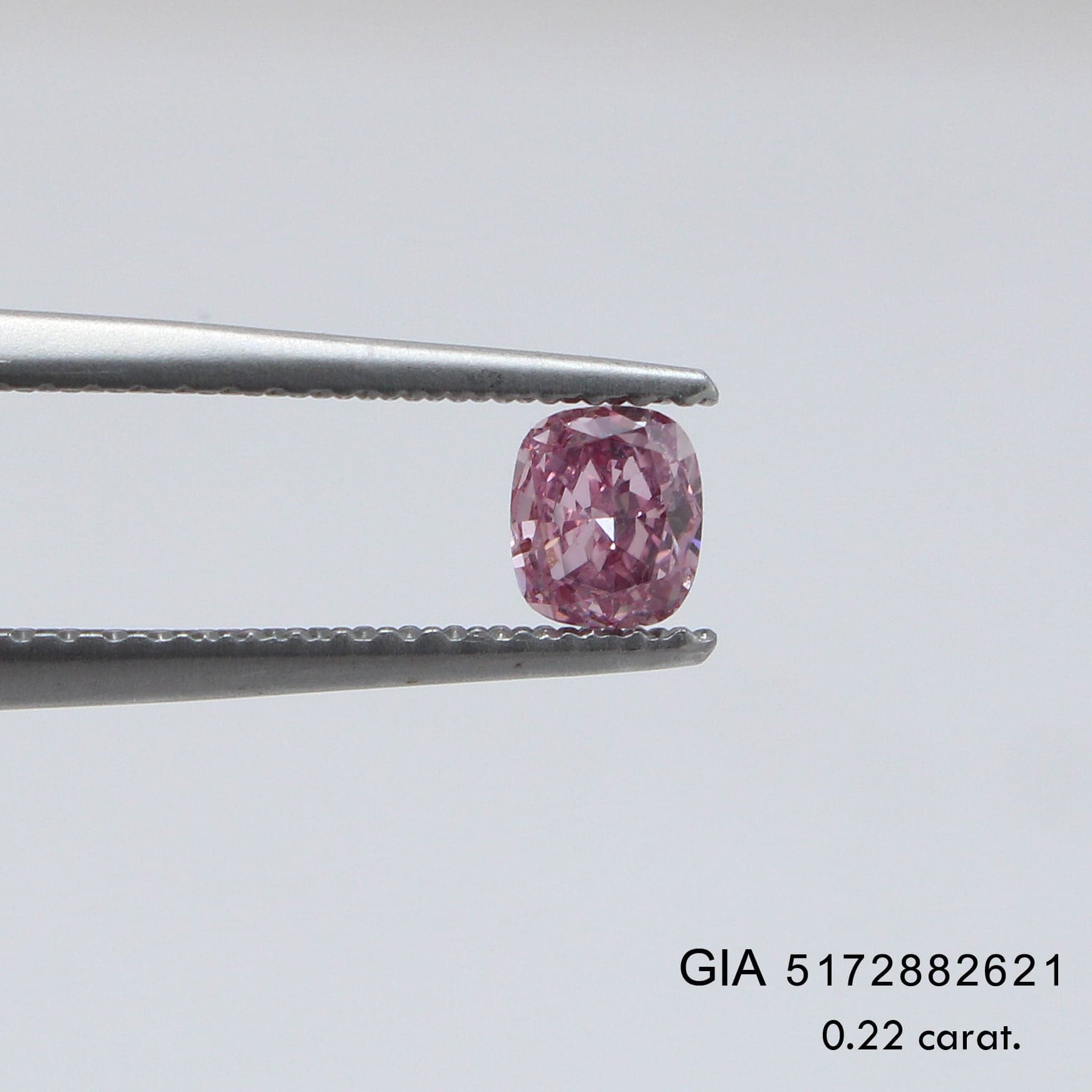 Fancy Vivid Purplish Pink Diamond, GIA