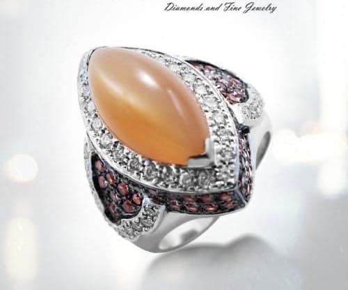 Ring 18KWGOLD s/w Ruby & Chalzedoni & Diamond