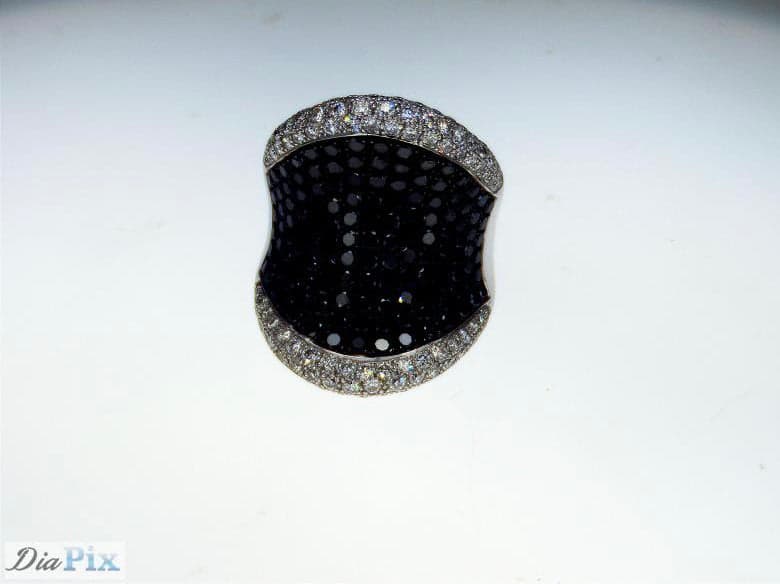 RING 18KWGOLD s/w Black&White Diamond