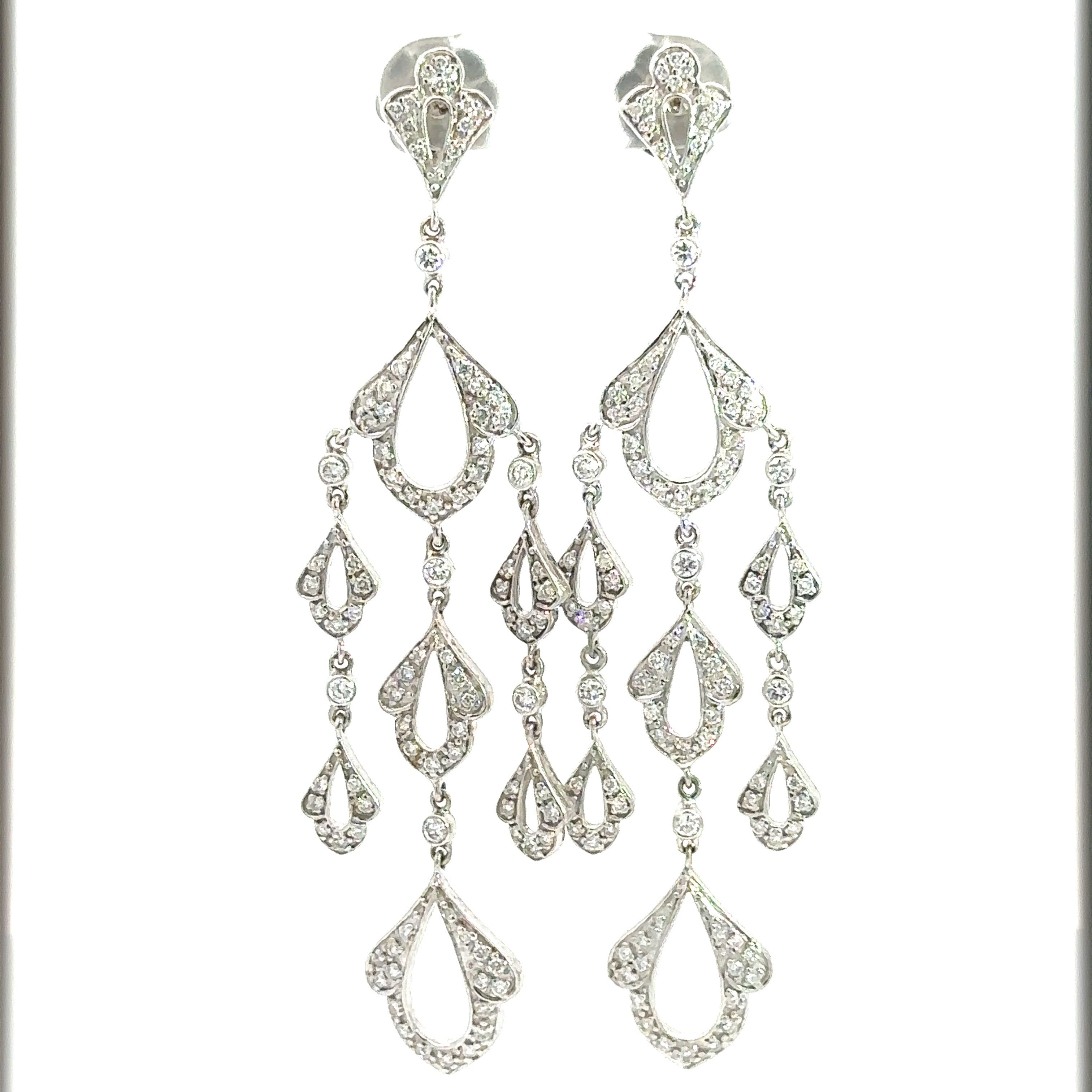 Earrings 18KWGOLD s/w Diamond.